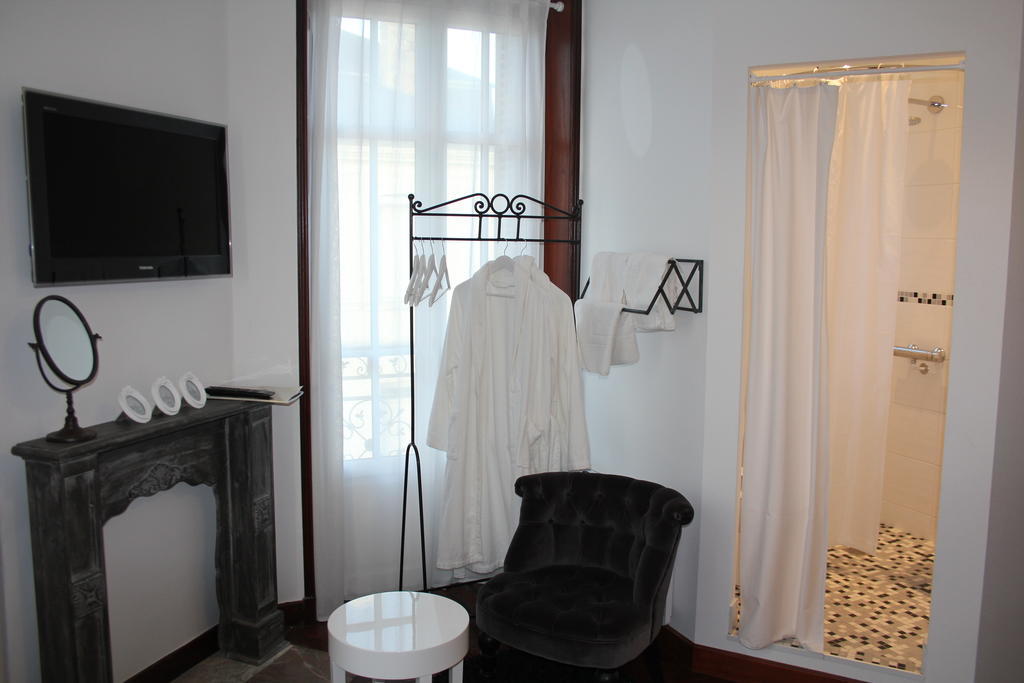 Bed and Breakfast Les Bruyeres Les Sables-dʼOlonne Zimmer foto